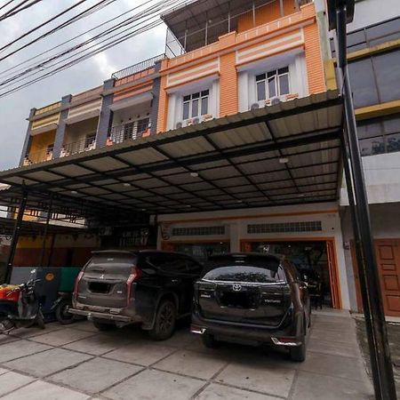 Reddoorz At Seindo Hotel Medan Sunggal Екстериор снимка