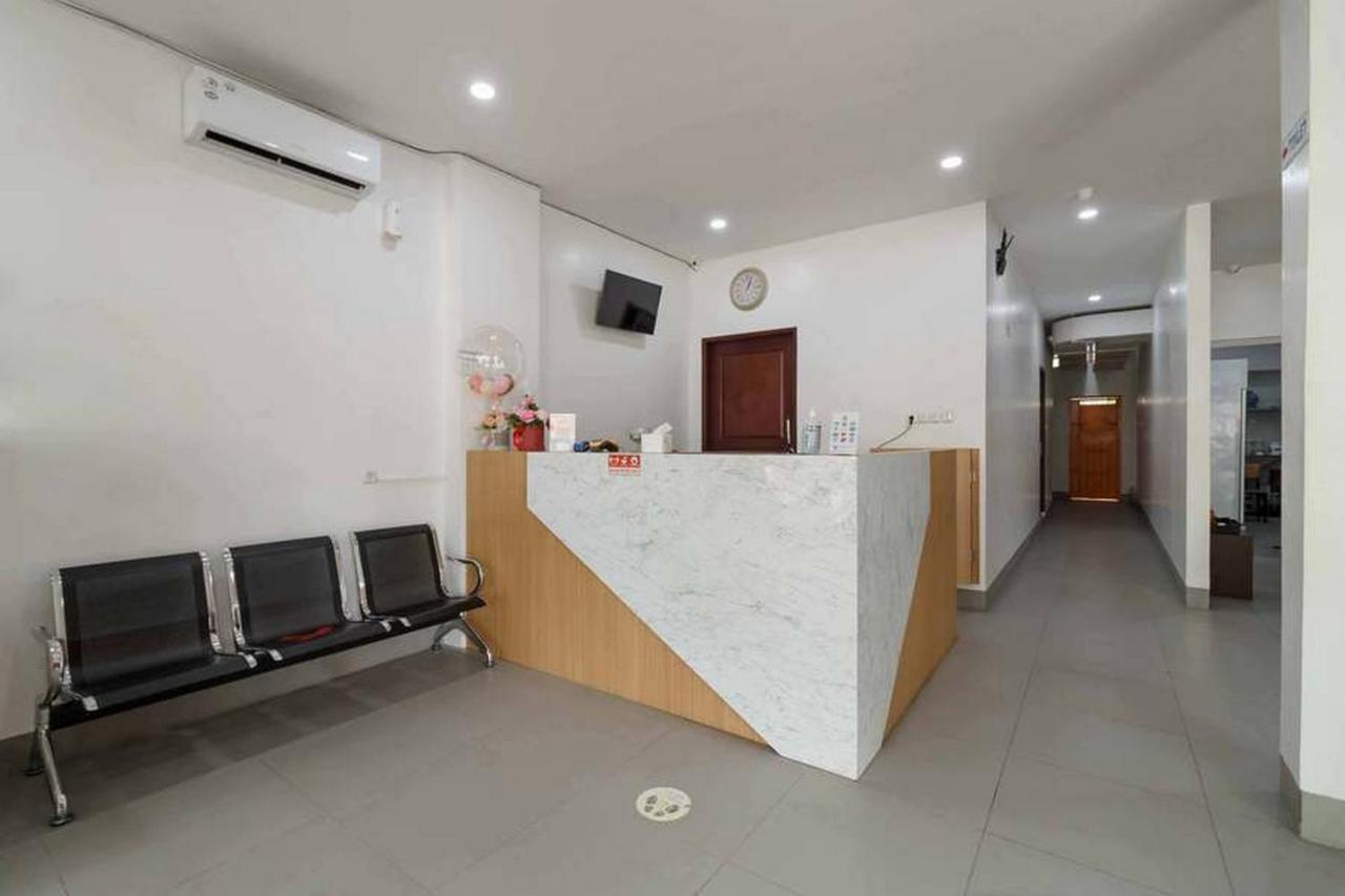 Reddoorz At Seindo Hotel Medan Sunggal Екстериор снимка