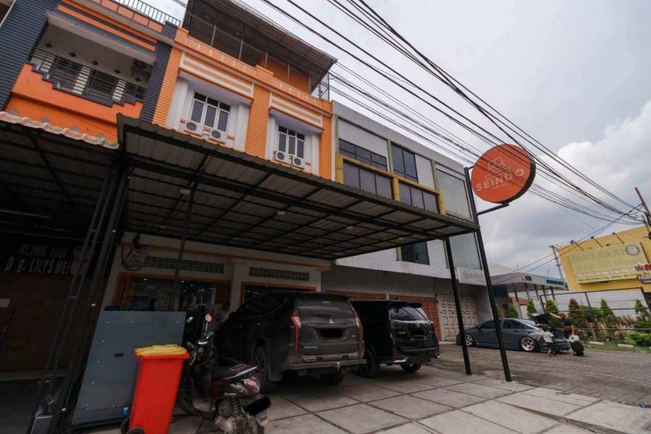 Reddoorz At Seindo Hotel Medan Sunggal Екстериор снимка